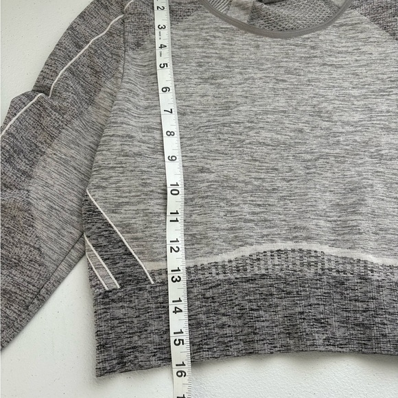 Athleta Gray Crew Neck Cropped Sweater - Picture 7 of 7